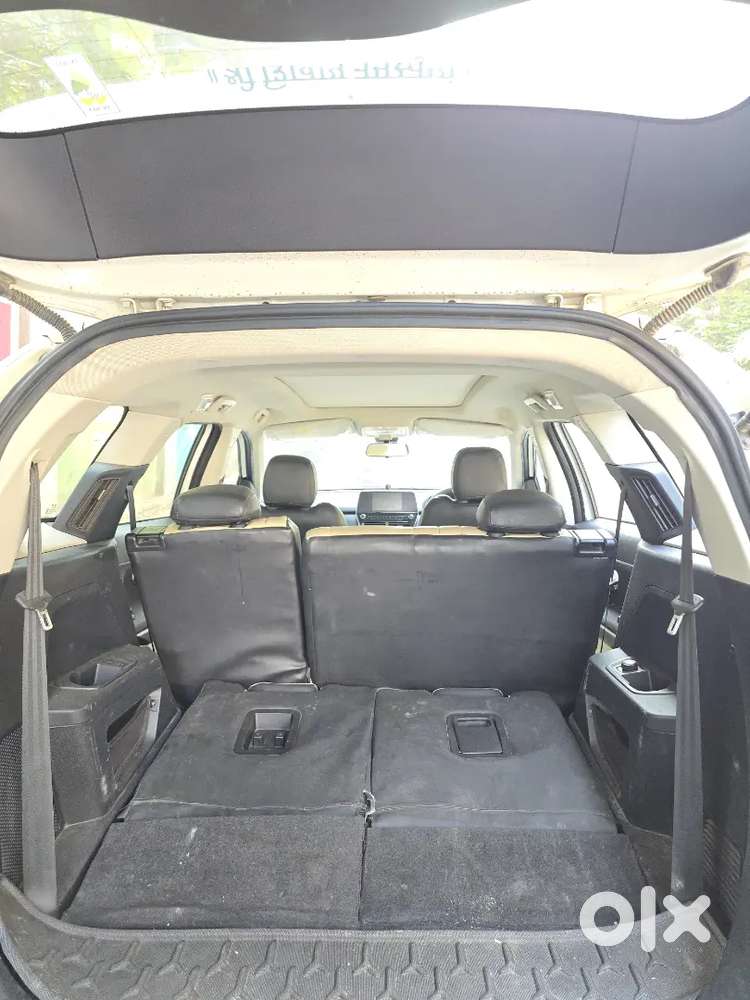 Tata Safari Xt+