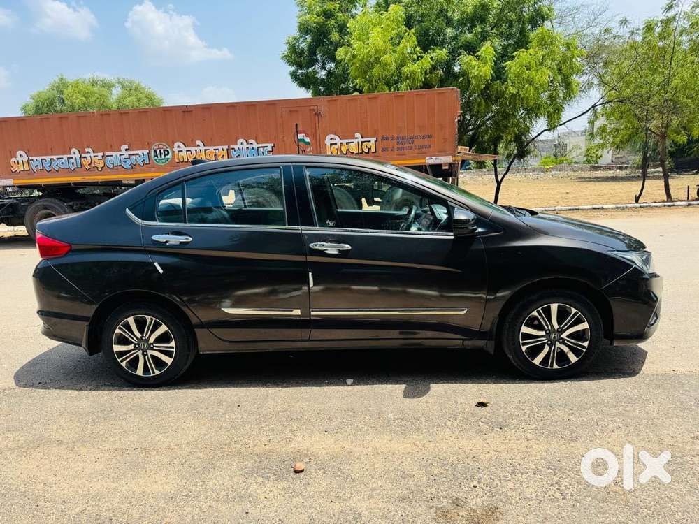 Honda City, 2022, Petrol
