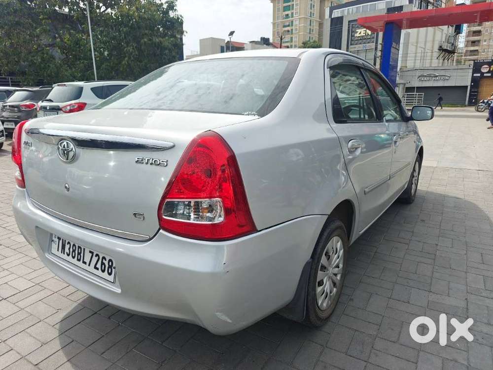 Toyota Etios 1.5 High, 2012, Petrol