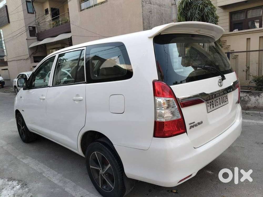 Toyota Innova 2.5 G (diesel) 7 Seater, 2011, Diesel