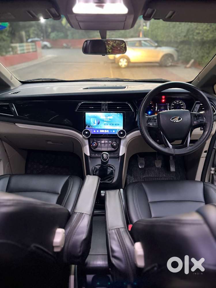 Mahindra Marazzo M6, 2018, Diesel