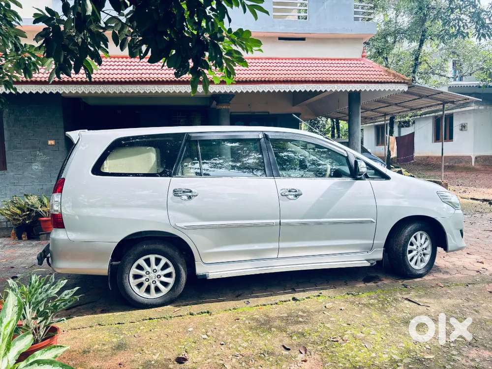 Toyota Innova Vx Diesel 2013
