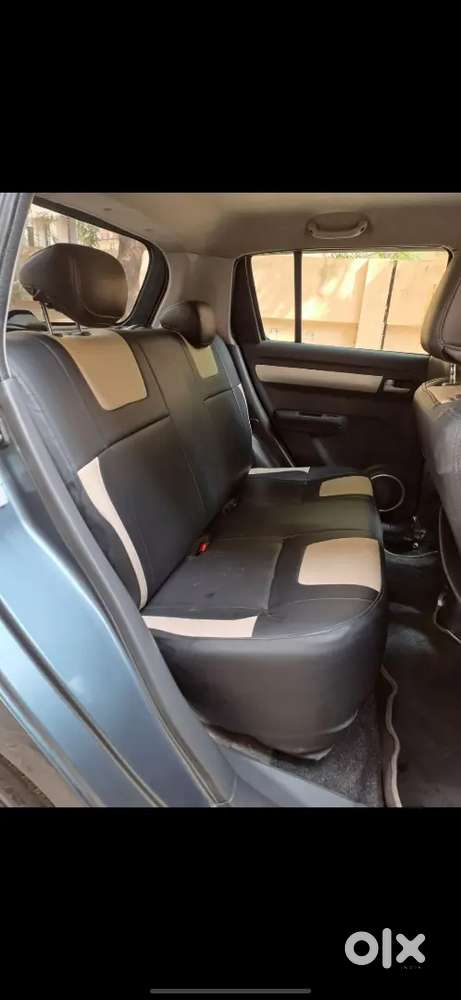 Maruti Suzuki Swift 2011 Petrol 77000 Km Driven