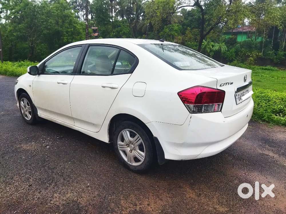 Excellent Condition Well Mentioned Cng Fitted Clean Car