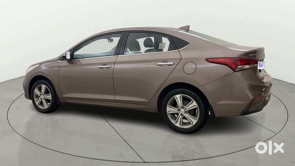 Hyundai Verna 1.6 Sx (o) Vtvt At, 2017, Petrol