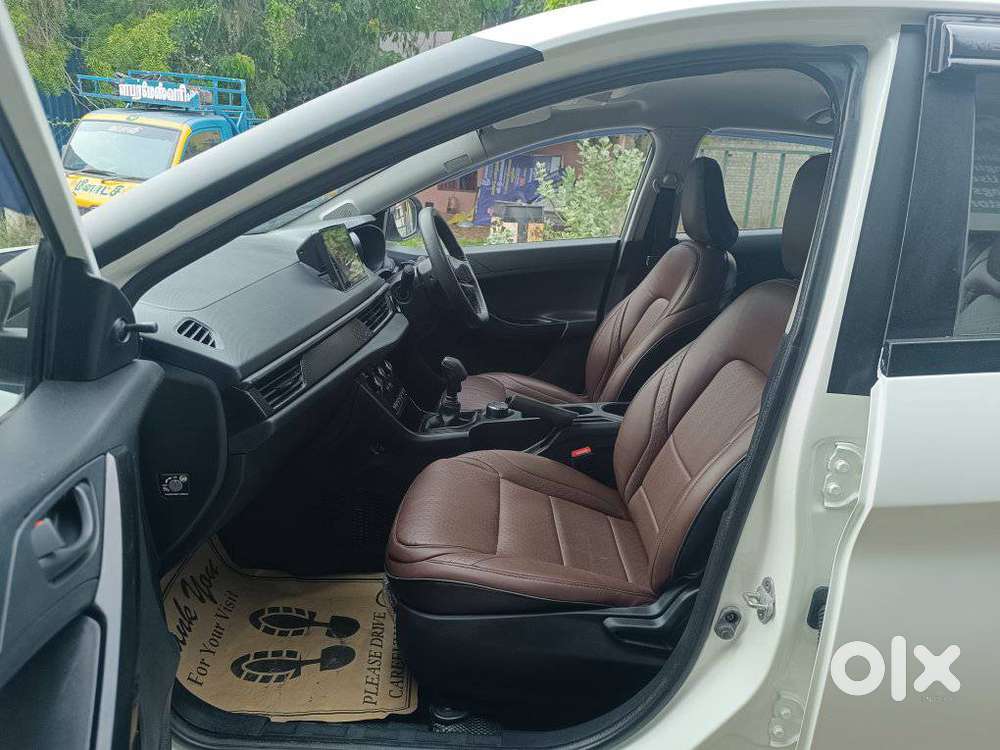 Tata Nexon Smart 1.2 Revotron Petrol 5 Mt, 2025, Petrol