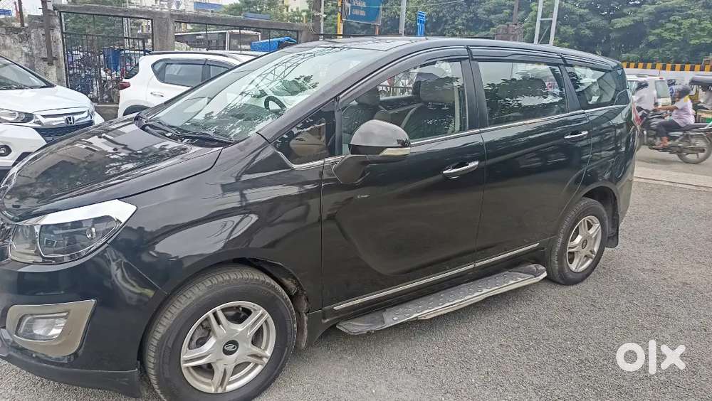 Mahindra Marazzo 2019