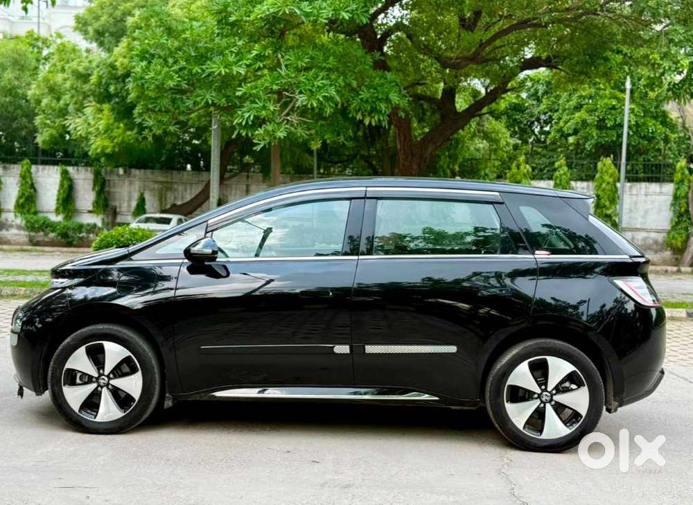 Mg Windsor Ev Essence, 2024, Electric