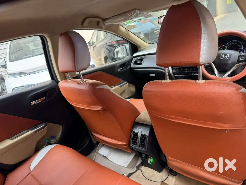Honda City 1.5 V 2015