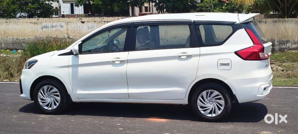 Maruti Suzuki Ertiga Lxi Petrol, 2022, Petrol