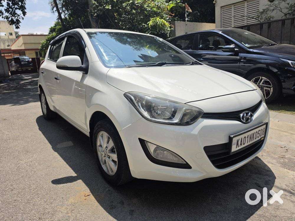 Hyundai i20 Petrol Asta Option, 2012, Petrol
