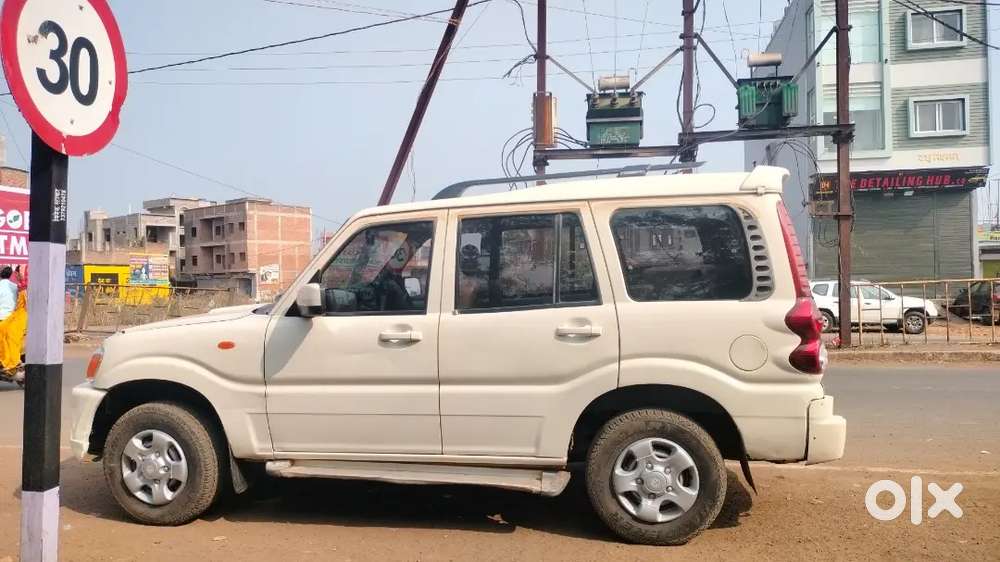 Mahindra Scorpio 2014 डीज़ल