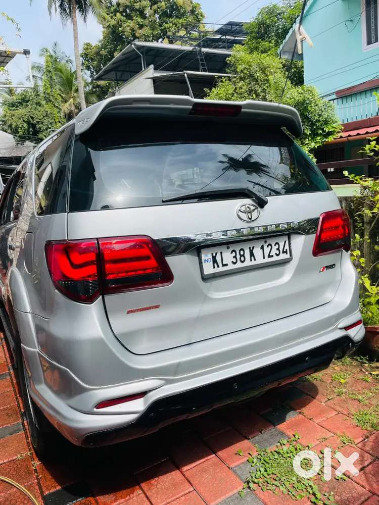 Toyota Fortuner Diesel 2012