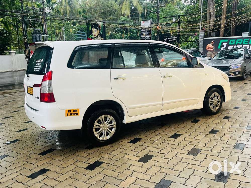Toyota Innova 2.5 G (diesel) 7 Seater, 2015, Diesel