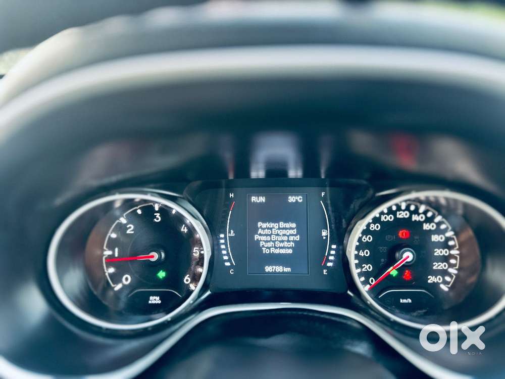 Jeep Compass 2.0 Longitude Option, 2019, Diesel