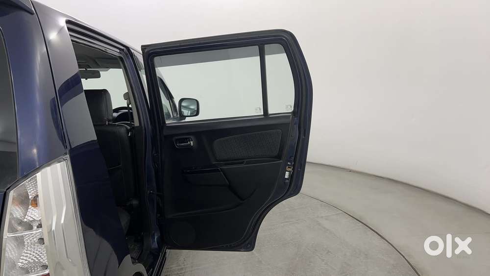 Maruti Suzuki Stingray Vxi, 2015, Petrol