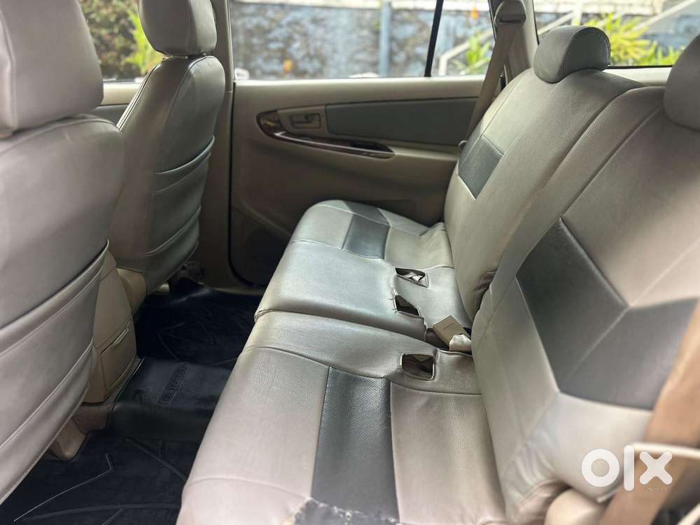 Toyota Innova Aero Gx Diesel 8 Seater, 2012, Diesel