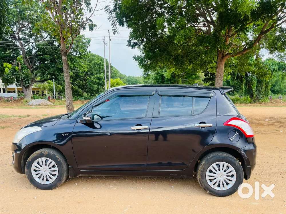 Maruti Swift 1.2 Vxi 2015