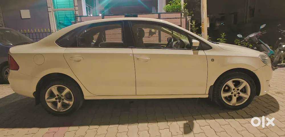 Skoda Rapid 2015 Diesel Automatic