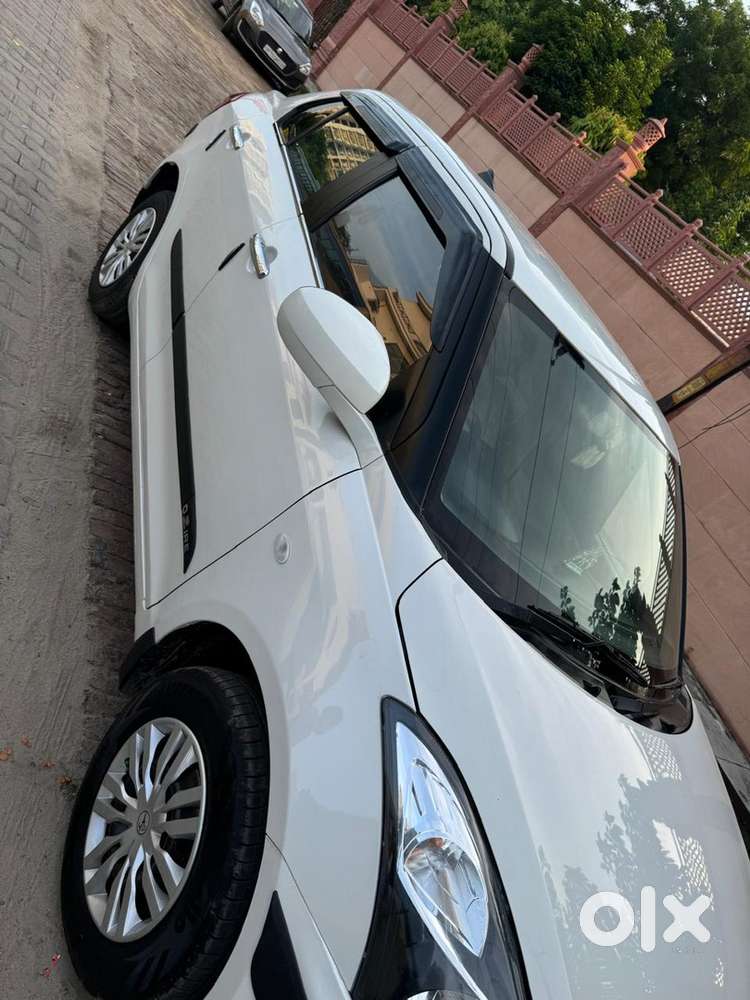 Maruti Suzuki Swift Dzire 2017