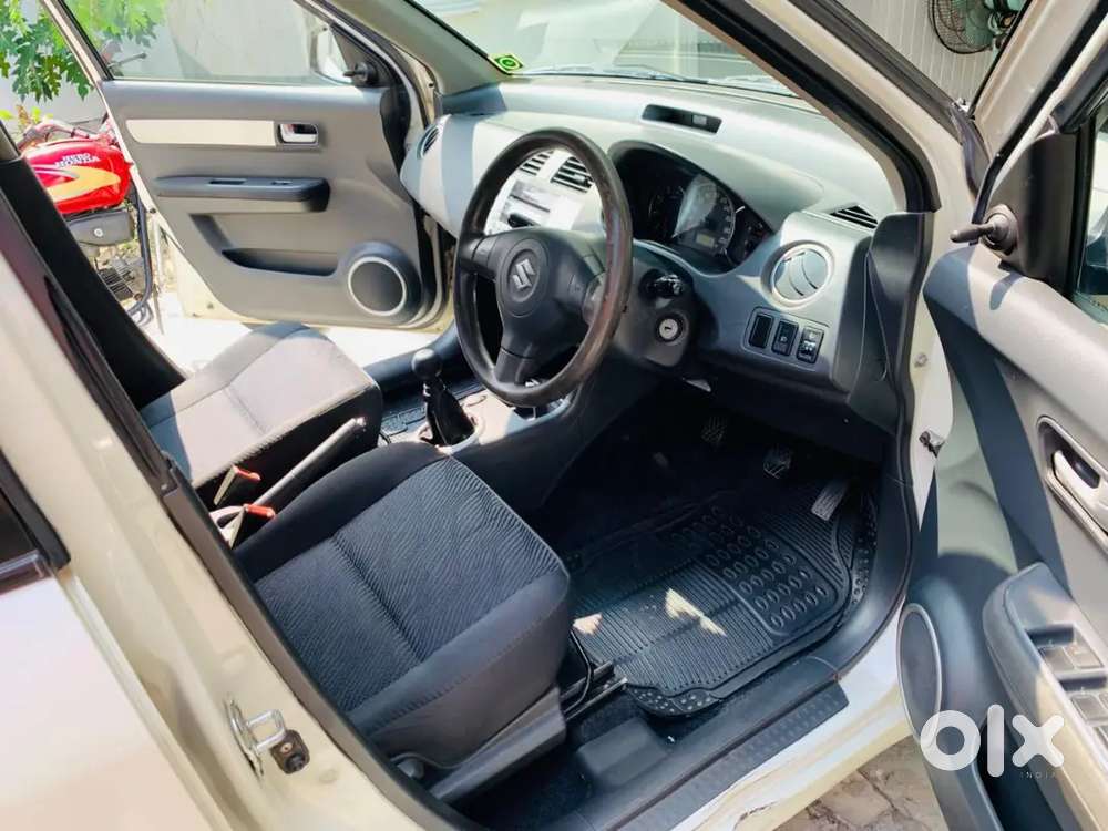 Swift Maruti Suzuki 2011/12
