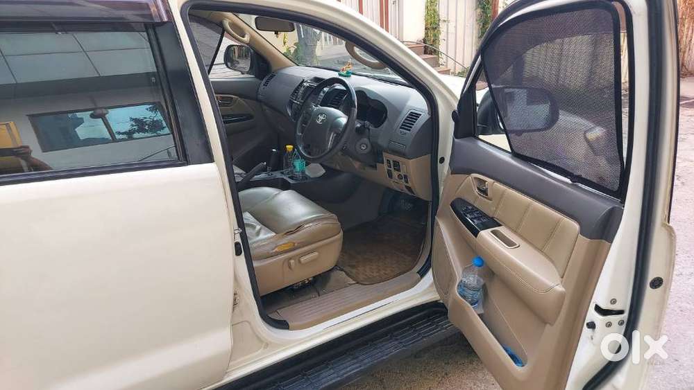 Toyota Fortuner 3.0 4x2 Automatic, 2013, Diesel
