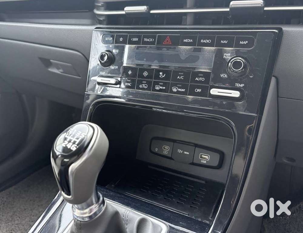 Hyundai Creta Facelift 1.5 Petrol Mt, 2024, Petrol