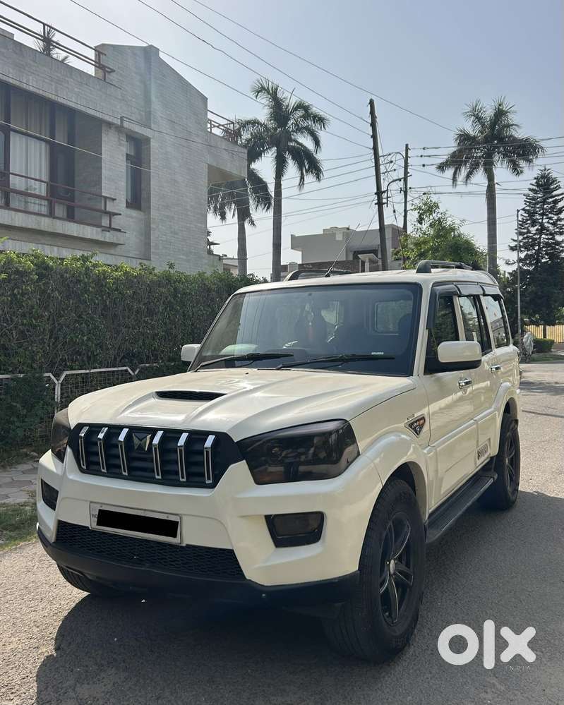 Mahindra Scorpio Classic 2.2 S 11 Mt 7 Str, 2017, Diesel