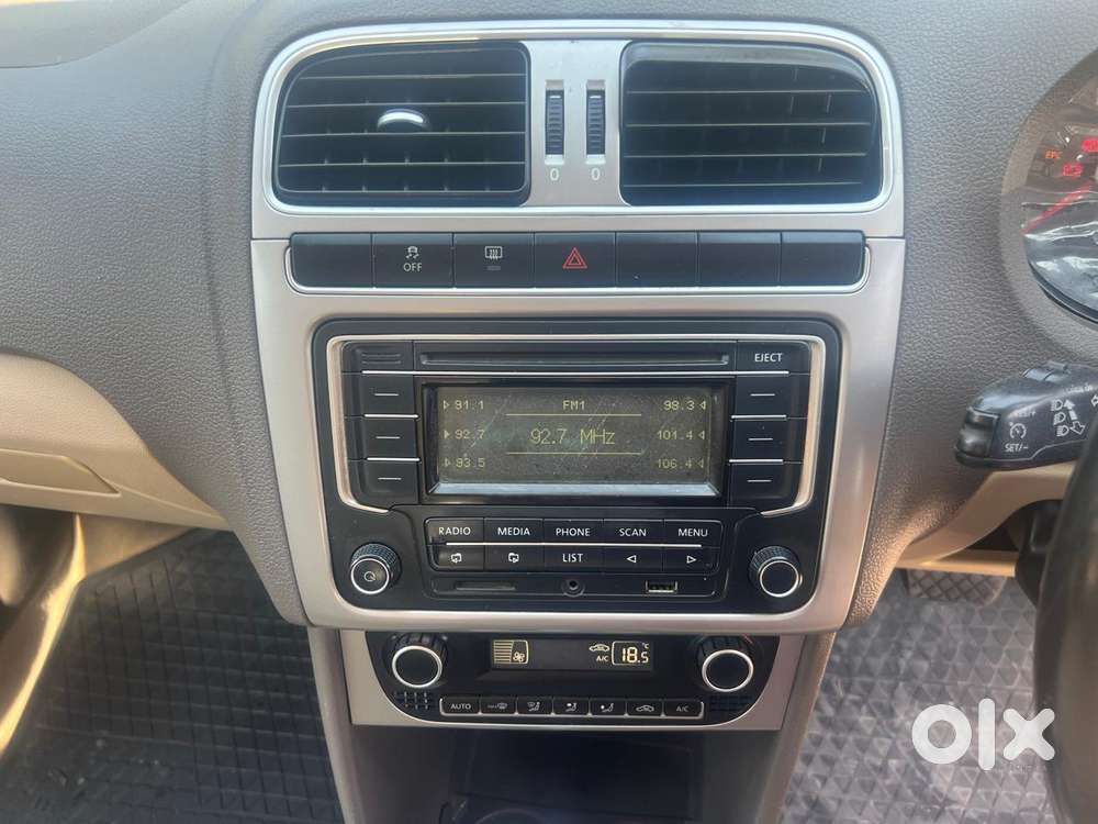 Volkswagen Vento 1.2 Tsi Highline Plus At, 2016, Petrol