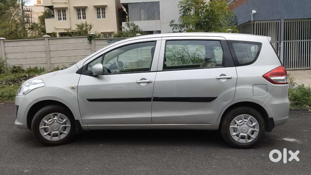 Maruti Suzuki Ertiga Lxi Shvs, 2012, Petrol