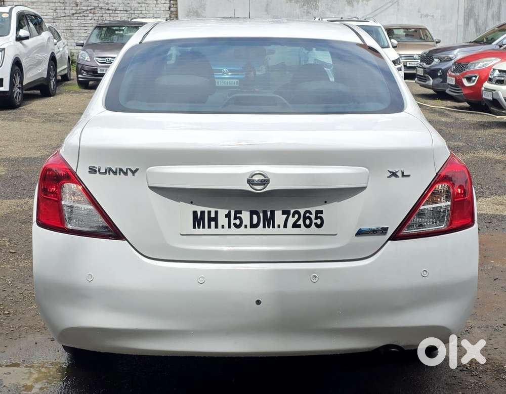 Nissan Sunny Xv Premium Pack (leather), 2012, Diesel
