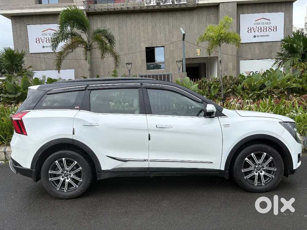 Mahindra Xuv700 2023 Ax7 Luxury Awd/extended Warranty