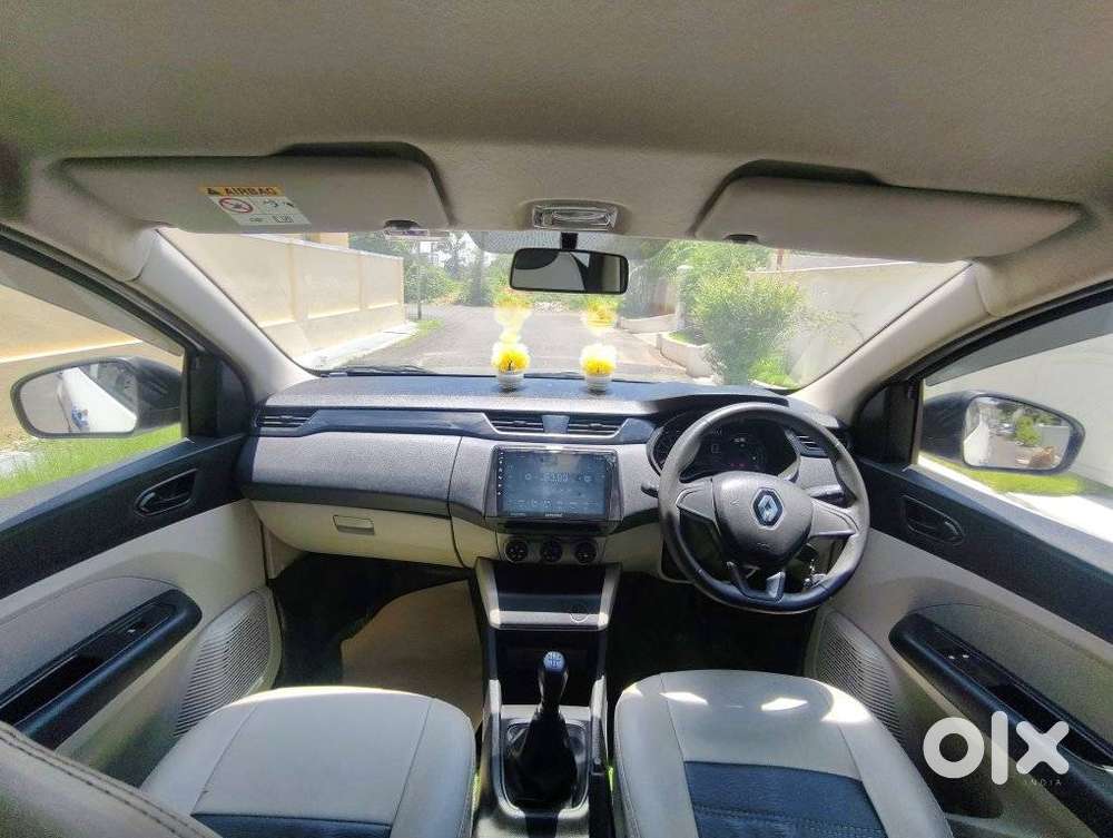 Renault Triber 1.0 Rxe, 2023, Petrol