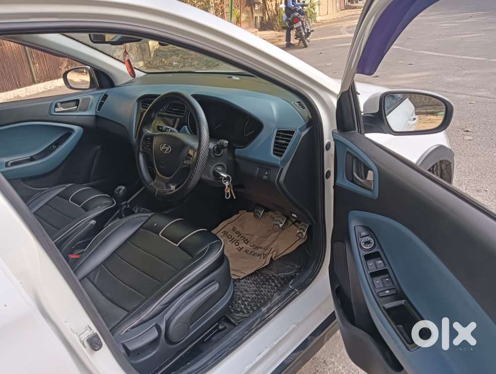 Hyundai Elite I20 Sportz 1.2 Special Edition, 2015, Petrol