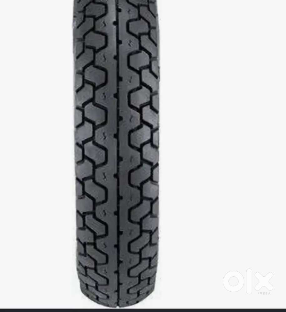 Scooter new tyre