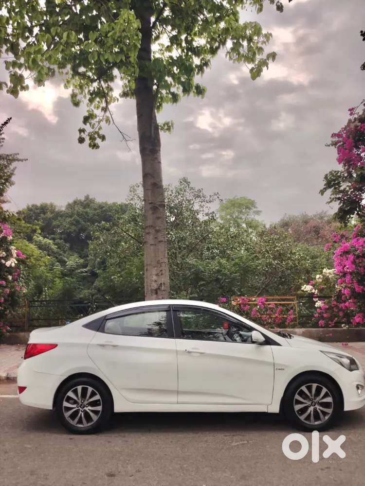 Verna Fluidic 1.6 Sx
Model 2017
Automatic 
Diesel