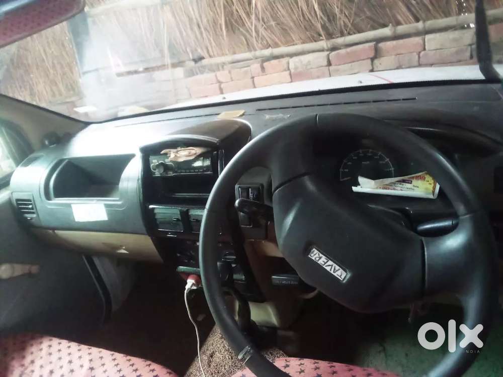 Chevrolet Tavera Neo 2015