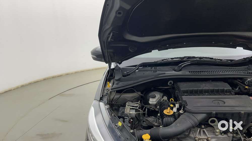 Tata Tigor Xza Plus, 2022, Petrol