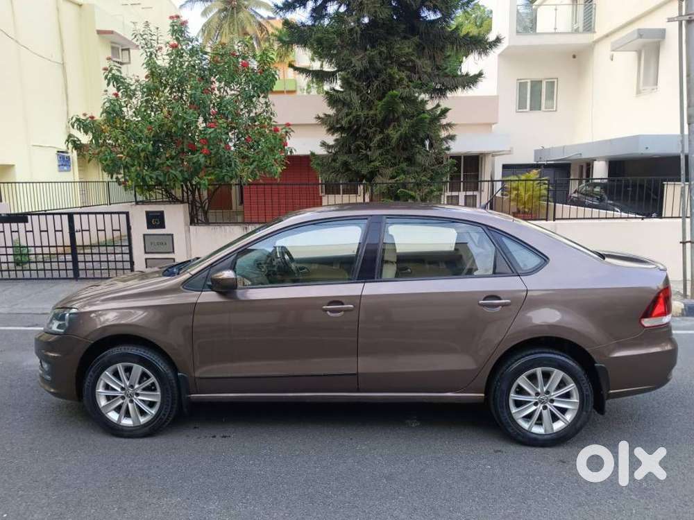 Volkswagen Vento 1.6 Highline, 2016, Petrol