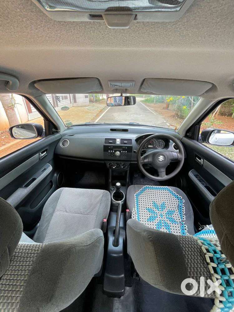 Maruti Suzuki Swift Dzire 1.3 Vxi, 2011, Petrol