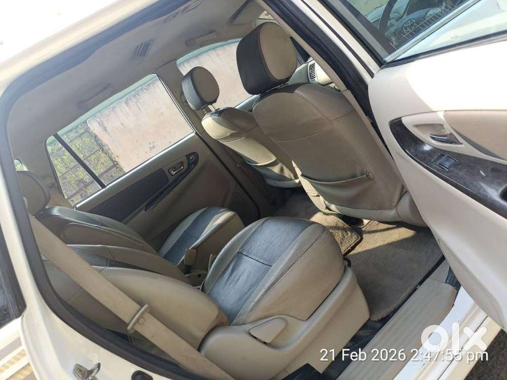 Toyota Innova 2.5 Z Diesel 7 Seater, 2014, Diesel