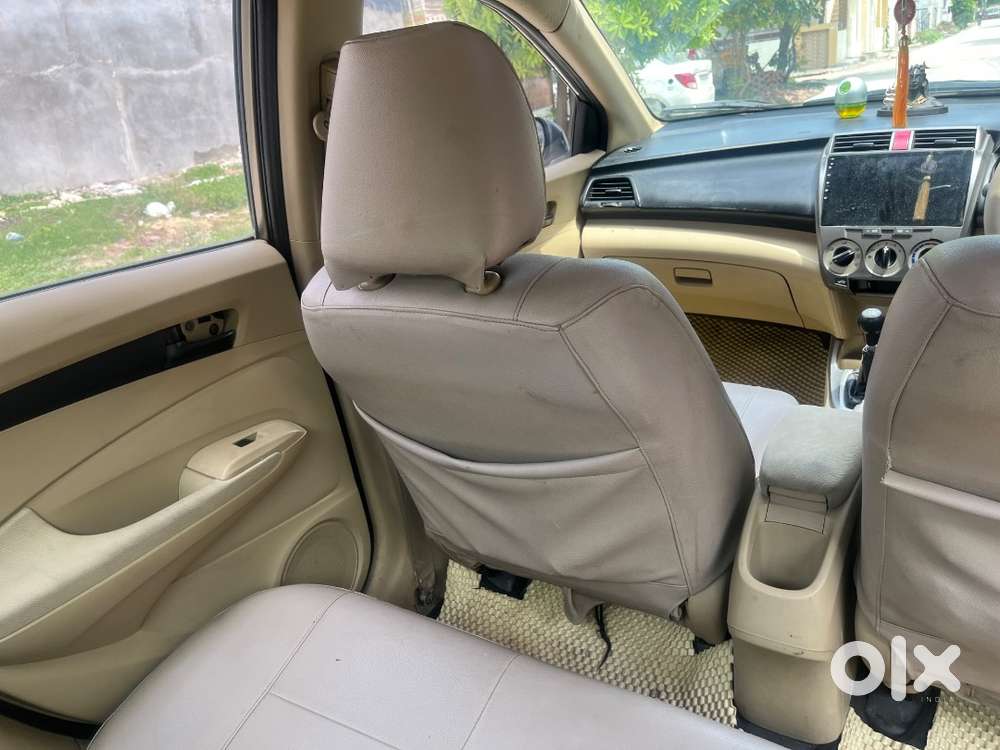 Honda City Zx 2010 Petrol Well Maintained