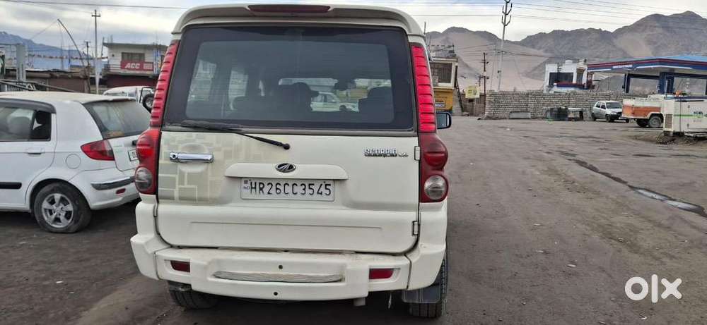 Mahindra Scorpio 2013 Diesel Good Condition, December Registration
