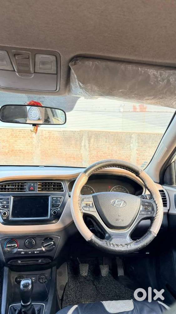 Hyundai I20 1.4 Sportz, 2019, Cng & Hybrids