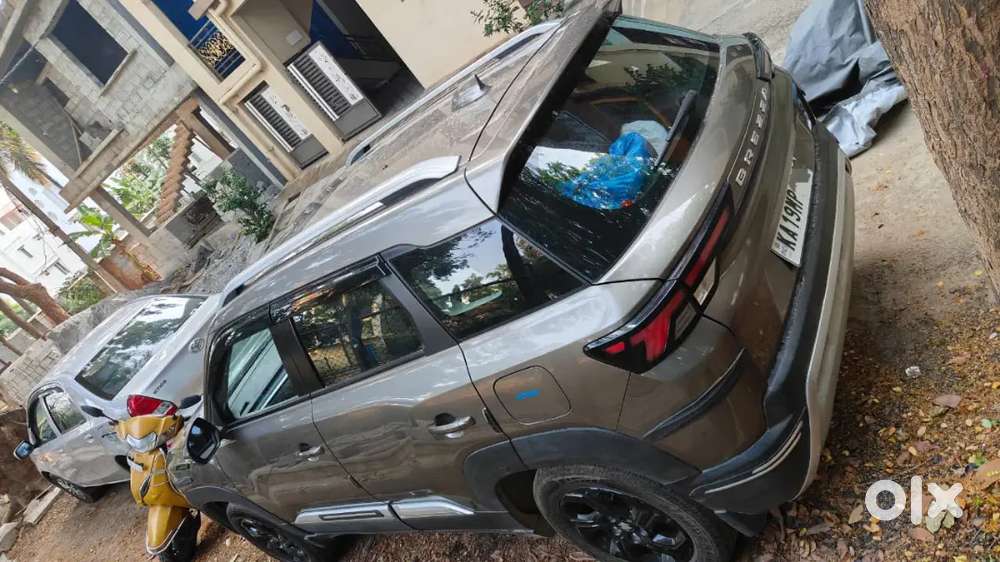 2023/dec Brezza Zxi Petrol  1st Owner Excellent Condition