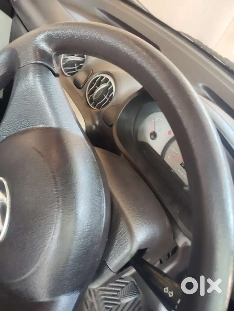 Hyundai Staria 2012