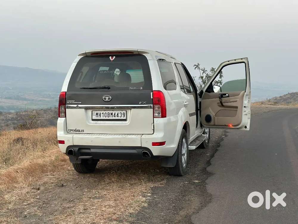 Tata Safari Storme 2014 Diesel Manual Car