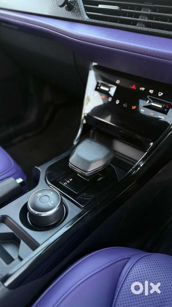 Tata Nexon Fearless Plus S Purple 1.5 Revotorq Diesel 6amt Dual Tone..