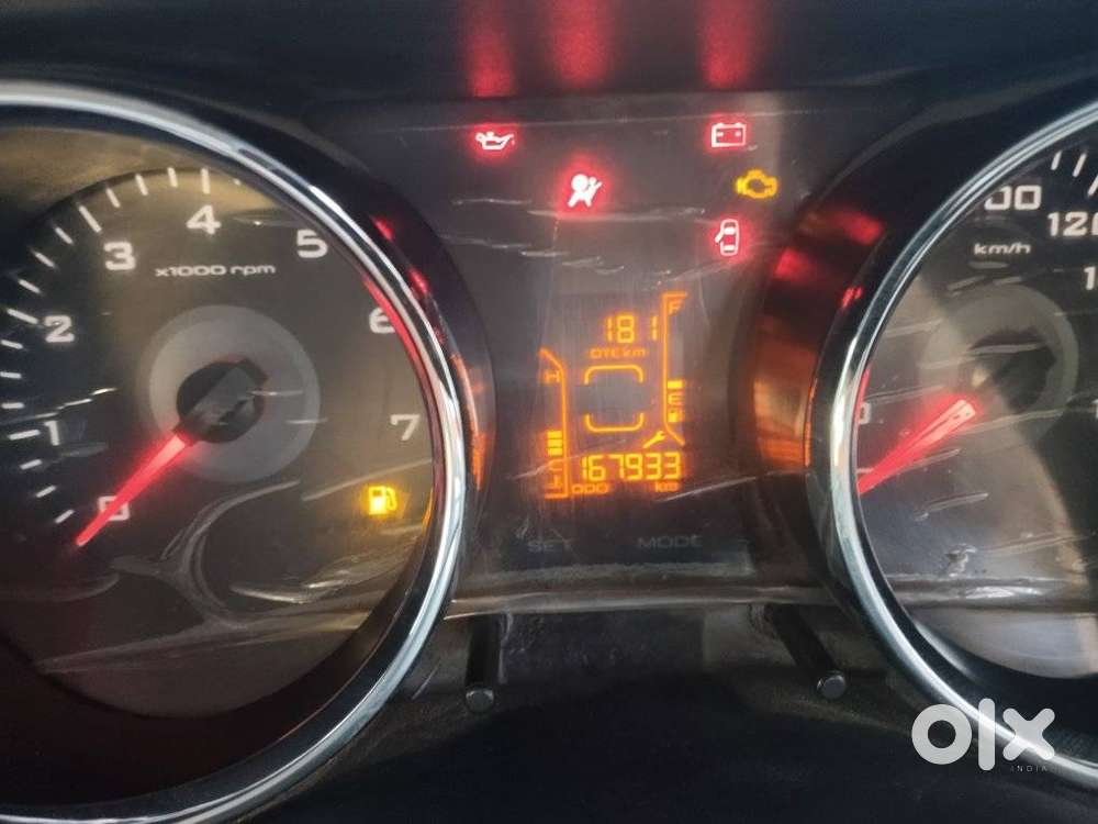 Mahindra Tuv 300 Mhawk100 T8, 2016, Diesel