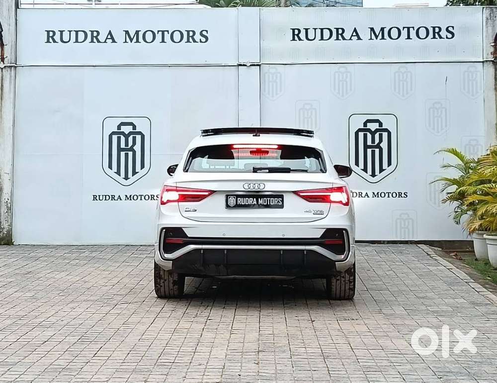 Audi Q3 40 Tfsi Premium Plus, 2025, Petrol